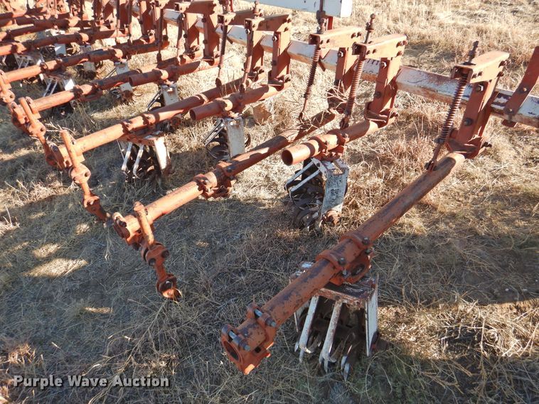 image for item HU9687 Lilliston row crop cultivator