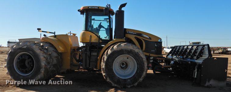image for item HU9719 2015 Caterpillar Challenger MT975E  4WD tractor