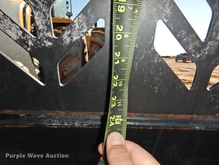 image for item HU9719 2015 Caterpillar Challenger MT975E  4WD tractor