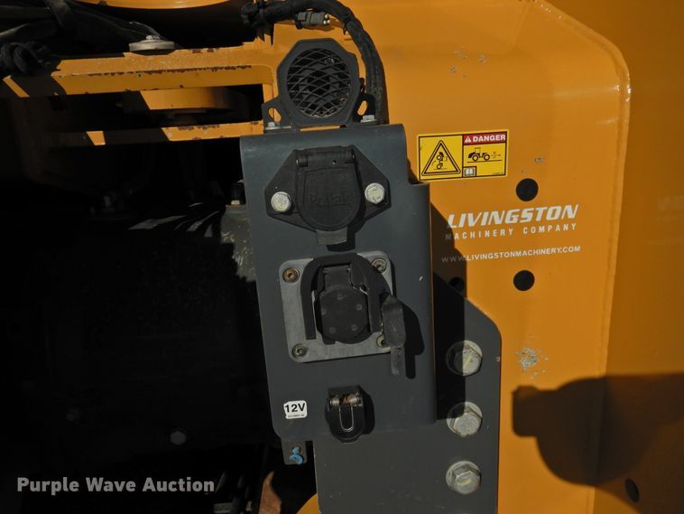 image for item HU9719 2015 Caterpillar Challenger MT975E  4WD tractor