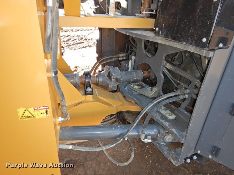 image for item HU9719 2015 Caterpillar Challenger MT975E  4WD tractor