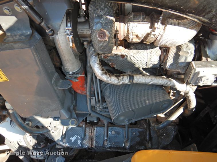 image for item HU9719 2015 Caterpillar Challenger MT975E  4WD tractor