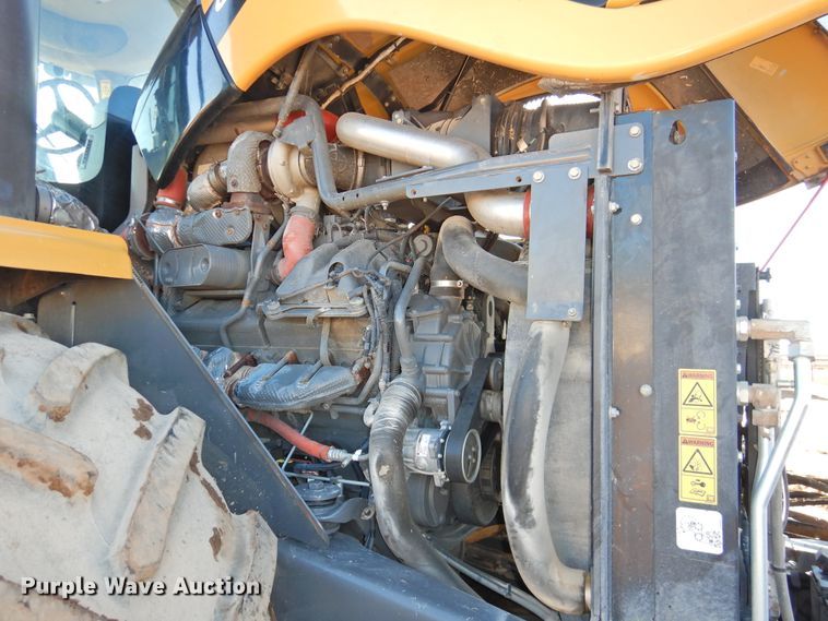 image for item HU9719 2015 Caterpillar Challenger MT975E  4WD tractor