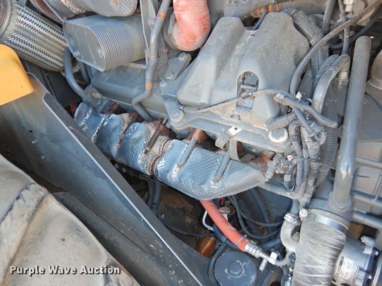 image for item HU9719 2015 Caterpillar Challenger MT975E  4WD tractor