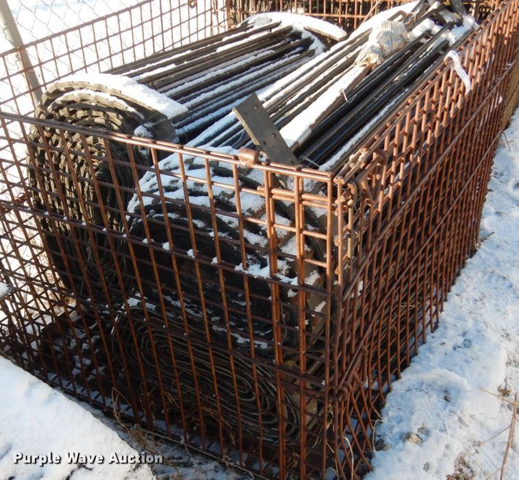 image for item HU9768 (3) belted chains