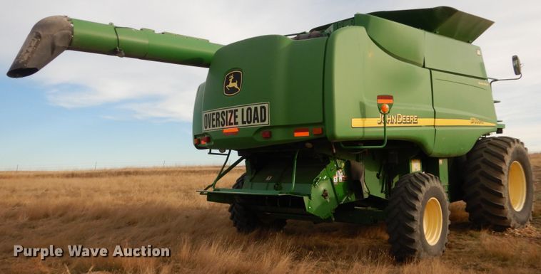 image for item HU9797 2007 John Deere 9760 STS  combine