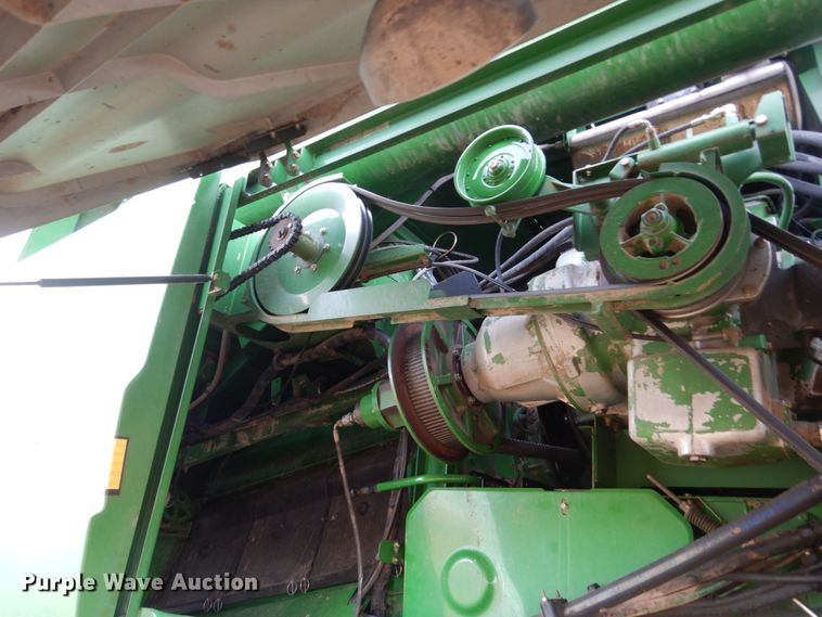 image for item HU9797 2007 John Deere 9760 STS  combine