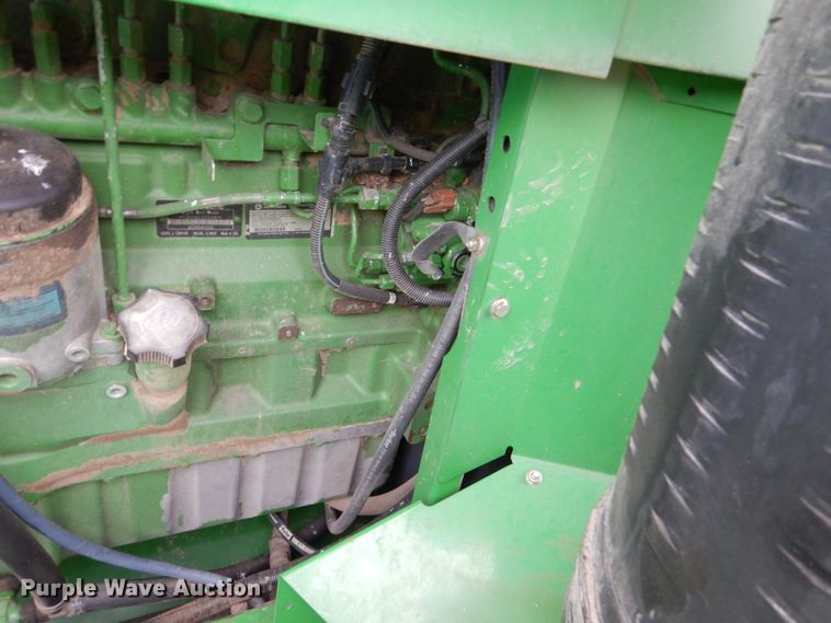 image for item HU9797 2007 John Deere 9760 STS  combine