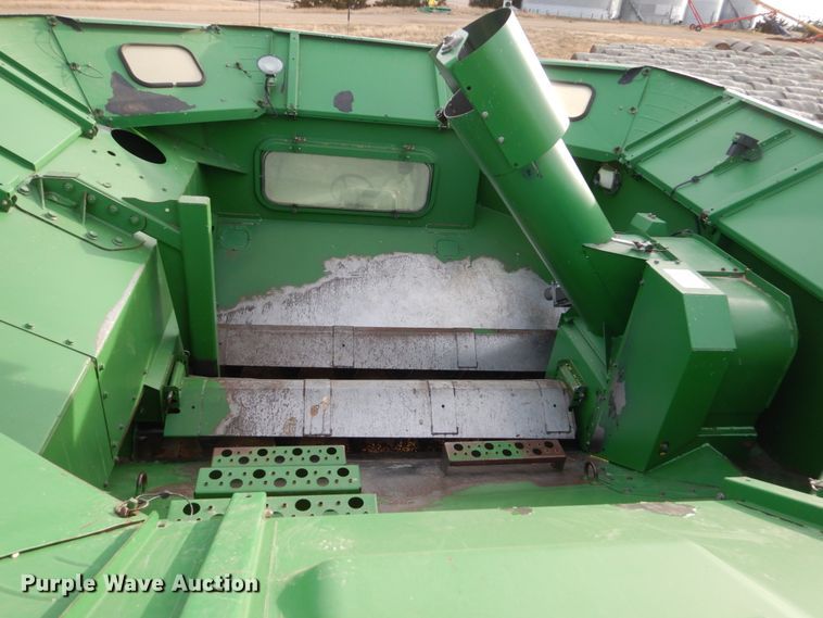 image for item HU9797 2007 John Deere 9760 STS  combine