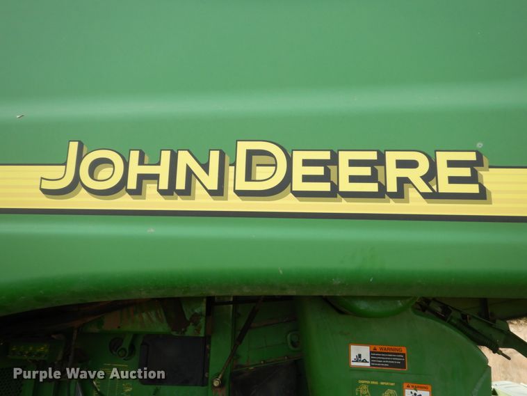image for item HU9797 2007 John Deere 9760 STS  combine
