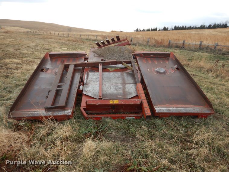 image for item HU9801 Hesston bale accumulator