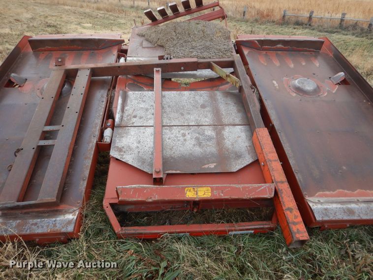 image for item HU9801 Hesston bale accumulator