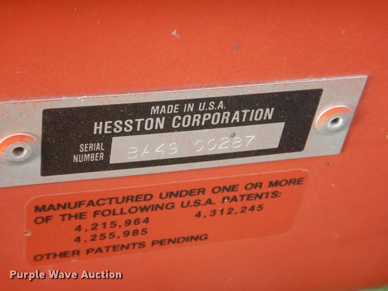 image for item HU9801 Hesston bale accumulator