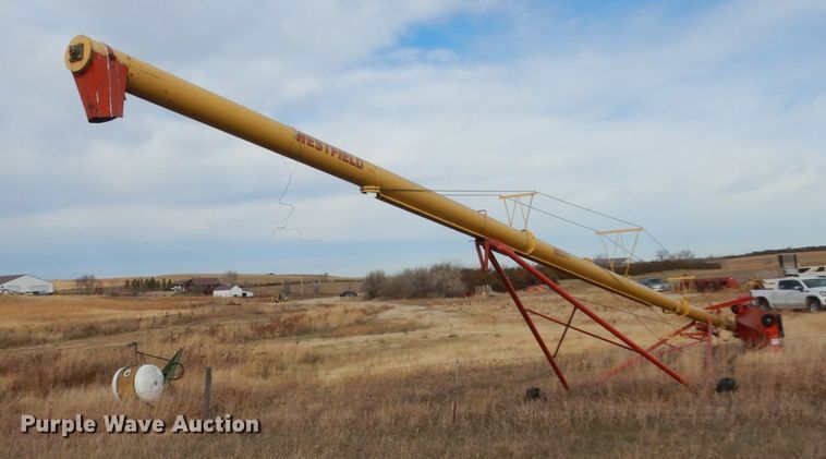 image for item HU9802 Westfield MK100-71 grain auger