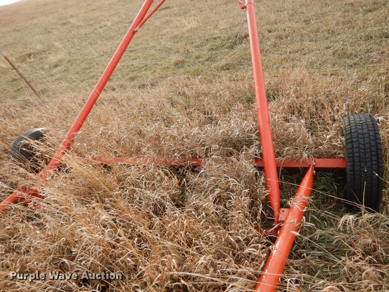 image for item HU9802 Westfield MK100-71 grain auger