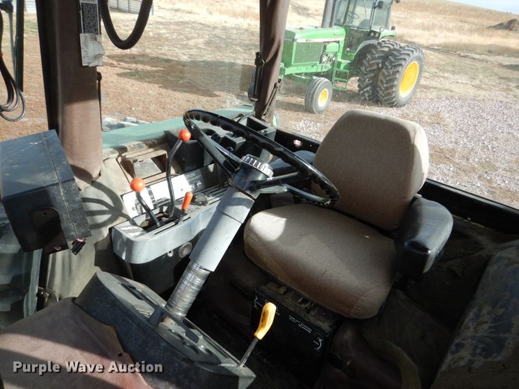 image for item HU9803 1983 John Deere 4650  tractor