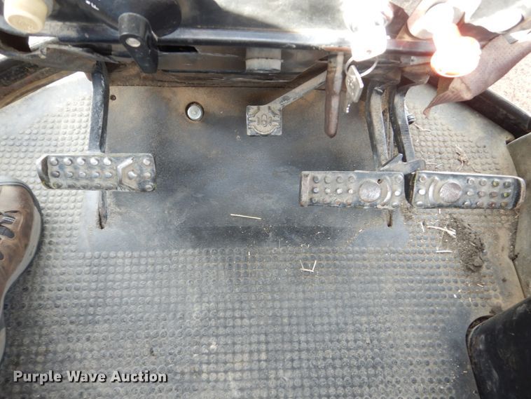 image for item HU9803 1983 John Deere 4650  tractor