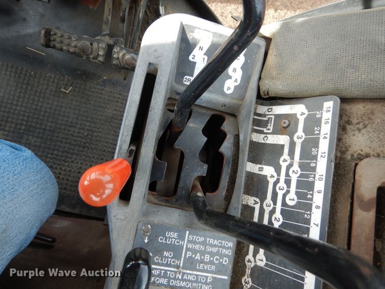 image for item HU9803 1983 John Deere 4650  tractor