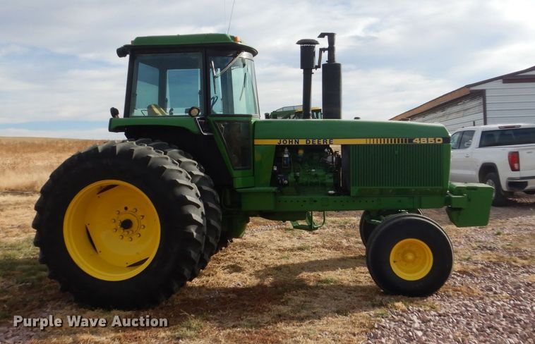 image for item HU9804 1983 John Deere 4650  tractor