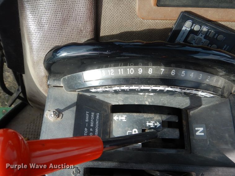 image for item HU9804 1983 John Deere 4650  tractor