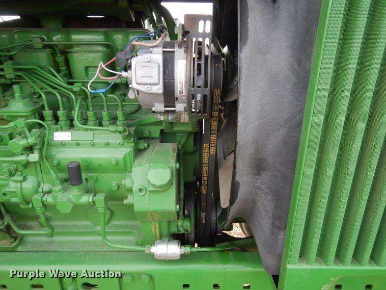 image for item HU9804 1983 John Deere 4650  tractor