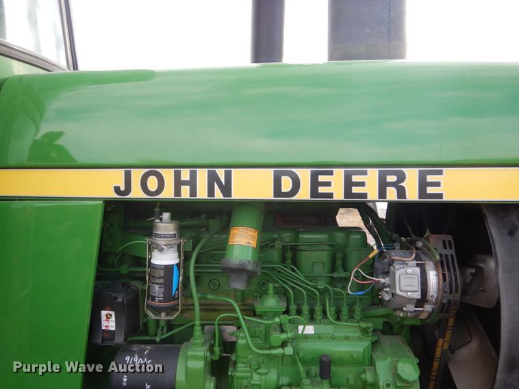 image for item HU9804 1983 John Deere 4650  tractor