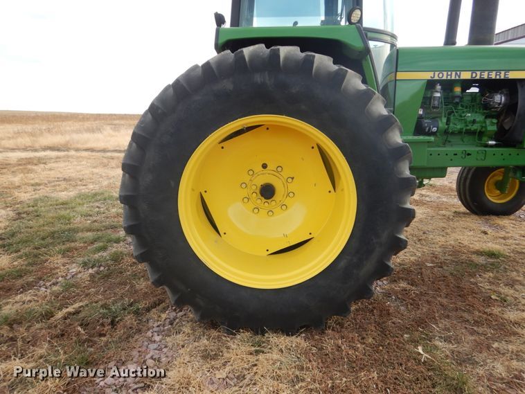 image for item HU9804 1983 John Deere 4650  tractor