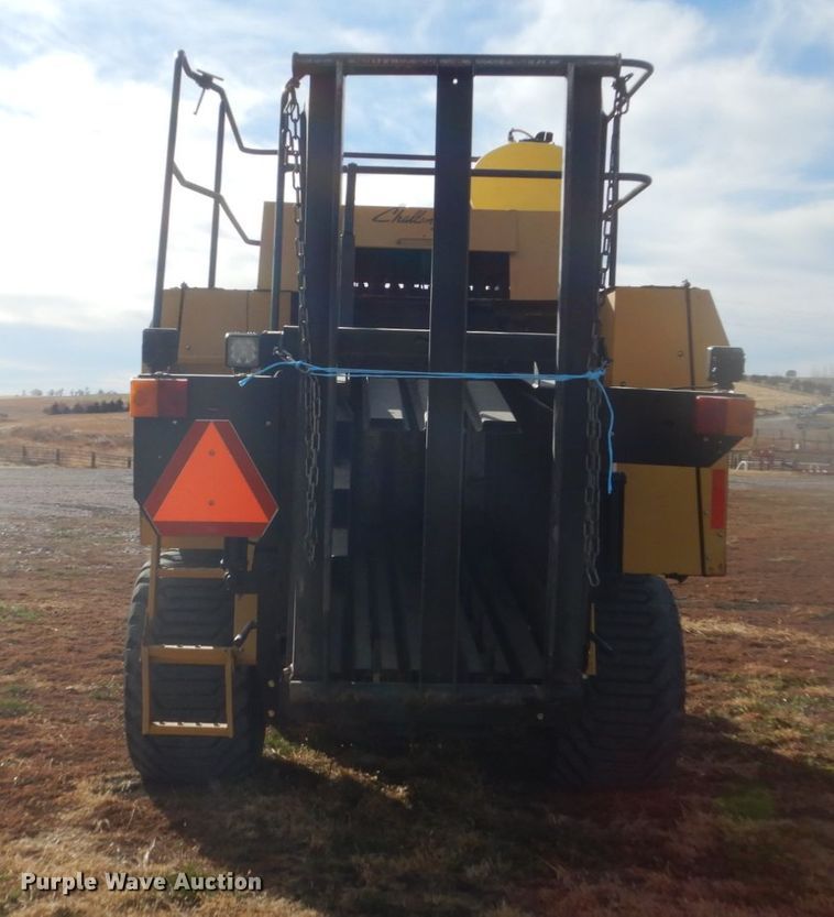 image for item HU9805 2005 Challenger LB33  large square baler