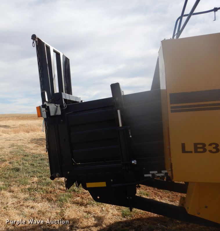 image for item HU9805 2005 Challenger LB33  large square baler