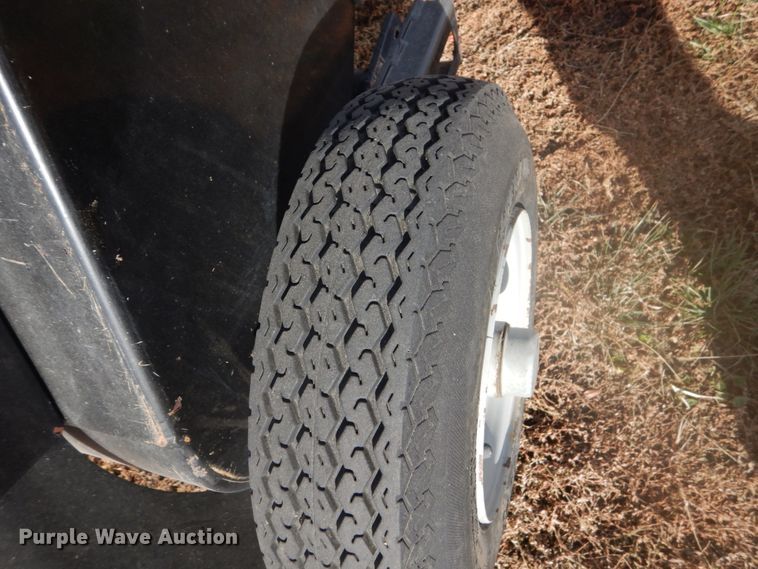 image for item HU9805 2005 Challenger LB33  large square baler