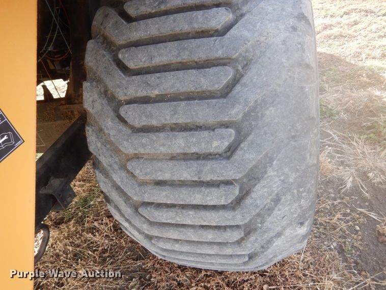 image for item HU9805 2005 Challenger LB33  large square baler