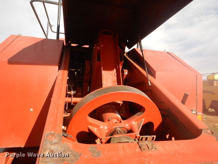 image for item HU9806 2003 Hesston 4760  large square baler