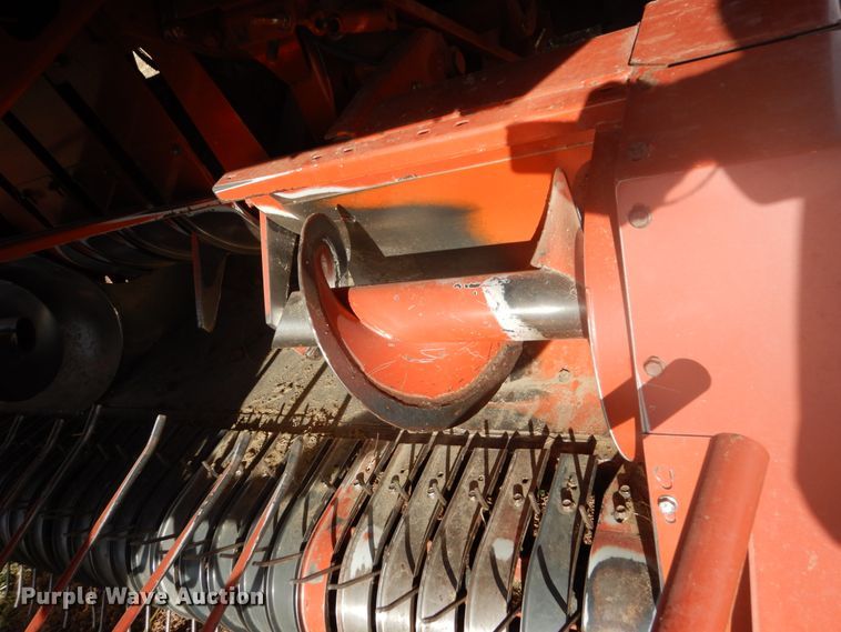 image for item HU9806 2003 Hesston 4760  large square baler