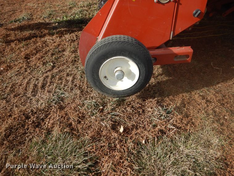 image for item HU9806 2003 Hesston 4760  large square baler