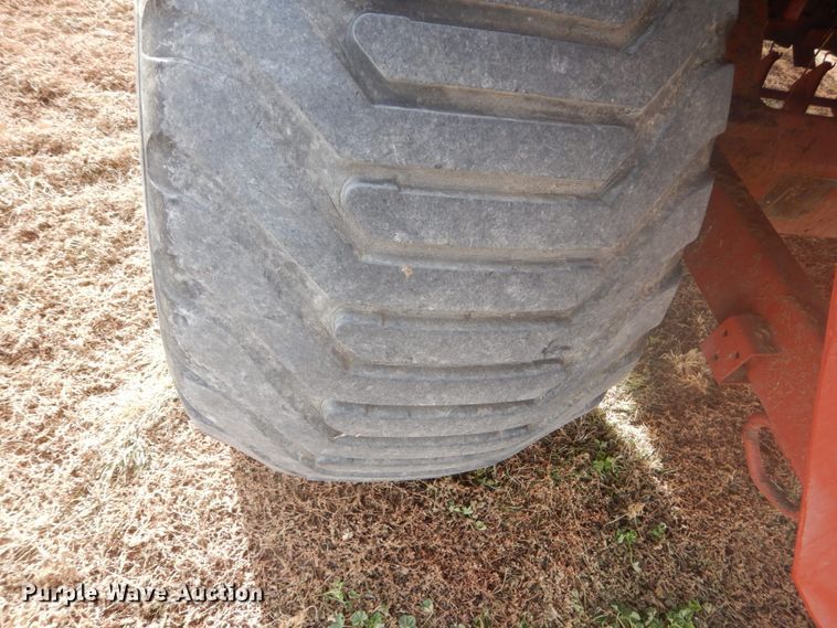 image for item HU9806 2003 Hesston 4760  large square baler