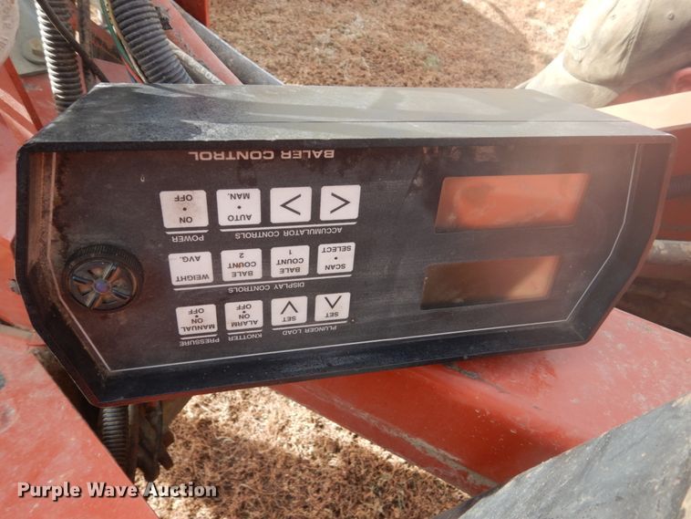 image for item HU9806 2003 Hesston 4760  large square baler