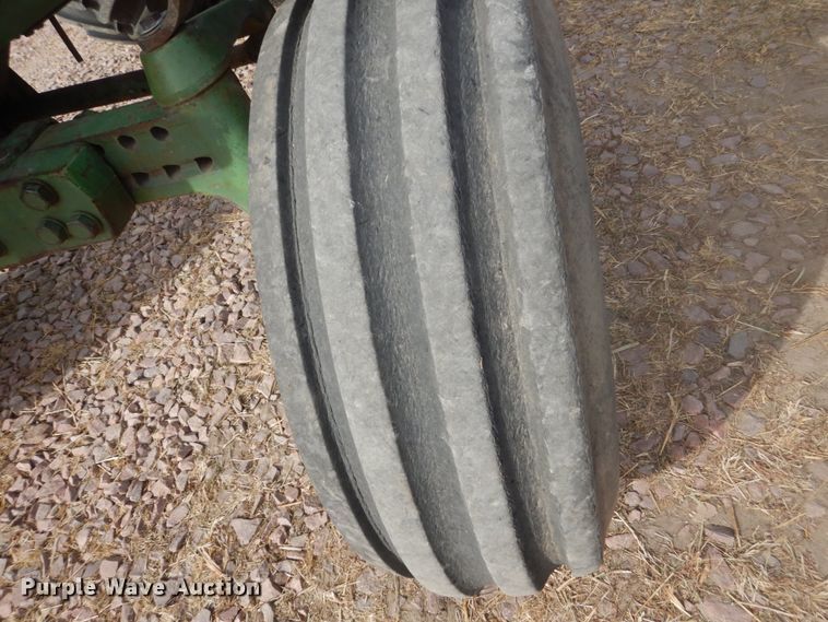 image for item HU9808 1981 John Deere 4840  tractor