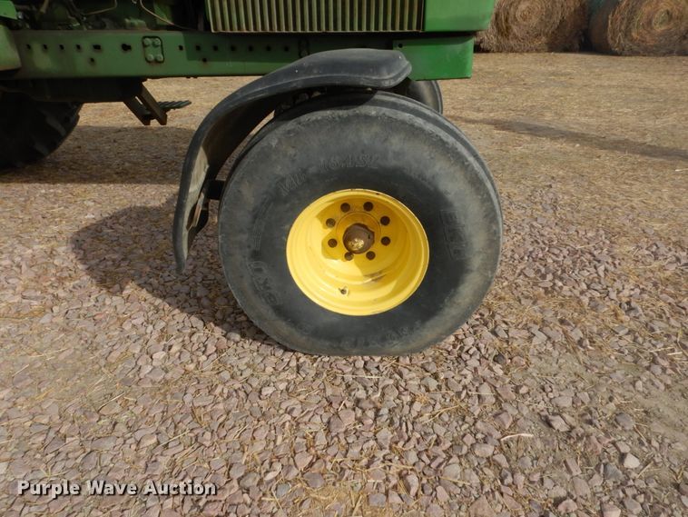 image for item HU9808 1981 John Deere 4840  tractor