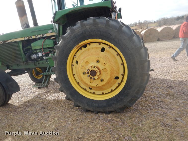 image for item HU9808 1981 John Deere 4840  tractor