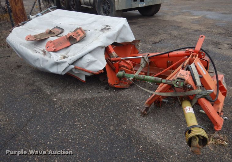 image for item HU9820 Kuhn disc mower