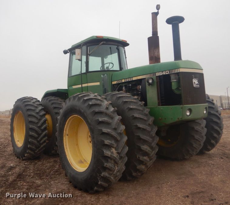 image for item HV9537 1981 John Deere 8640  4WD tractor