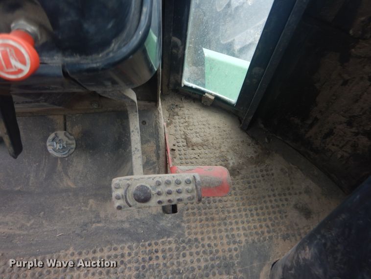 image for item HV9537 1981 John Deere 8640  4WD tractor