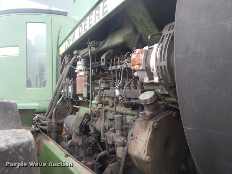 image for item HV9537 1981 John Deere 8640  4WD tractor