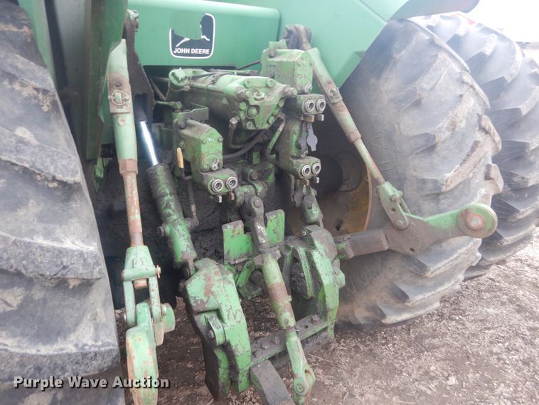 image for item HV9537 1981 John Deere 8640  4WD tractor