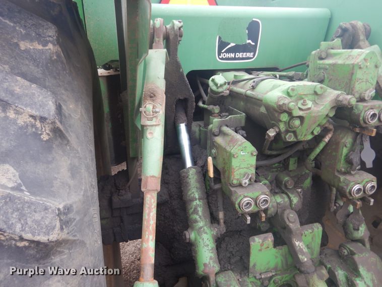 image for item HV9537 1981 John Deere 8640  4WD tractor