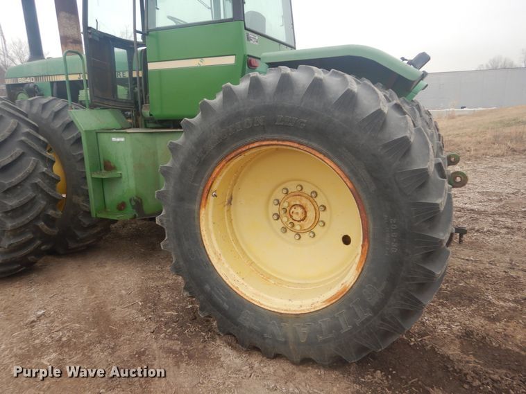 image for item HV9537 1981 John Deere 8640  4WD tractor
