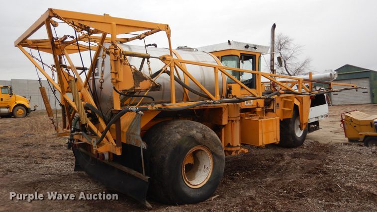 image for item HV9540 Big A 2700  sprayer