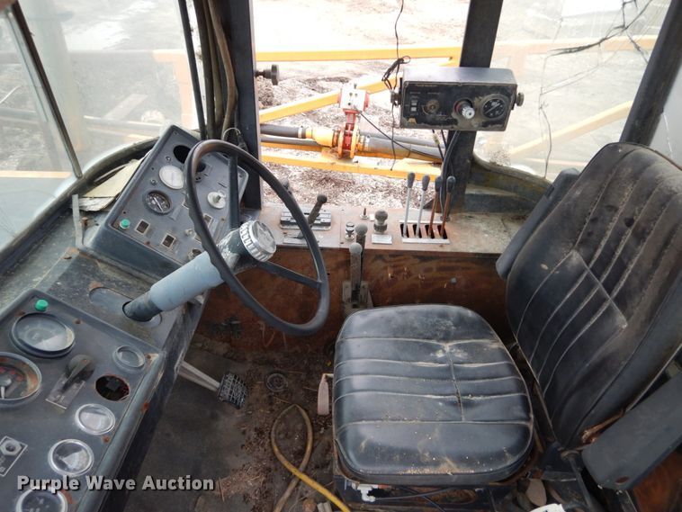 image for item HV9540 Big A 2700  sprayer