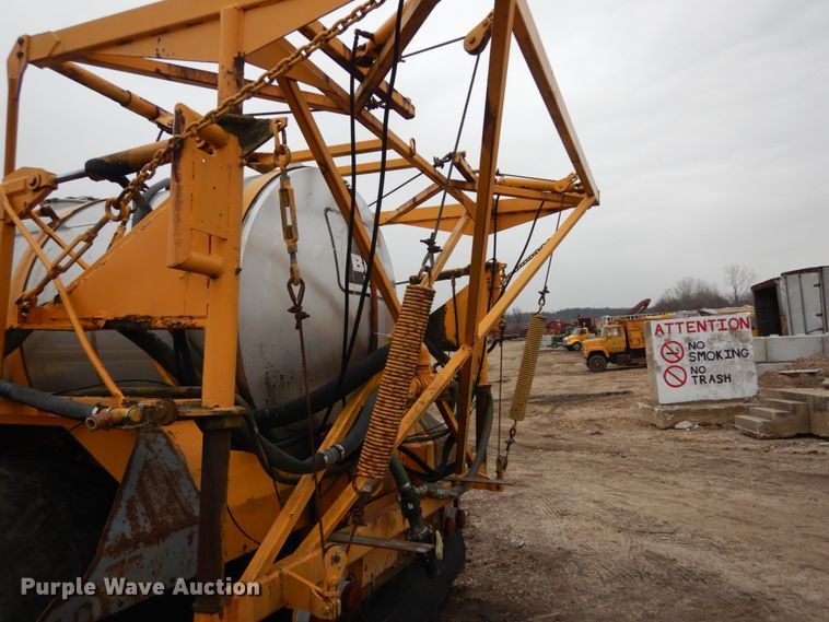 image for item HV9540 Big A 2700  sprayer