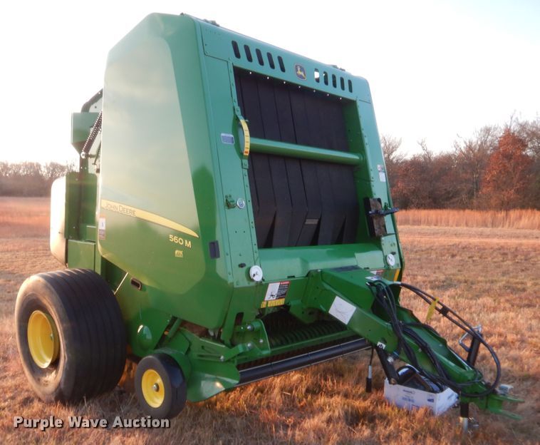 image for item HW9147 2020 John Deere 560M  round baler